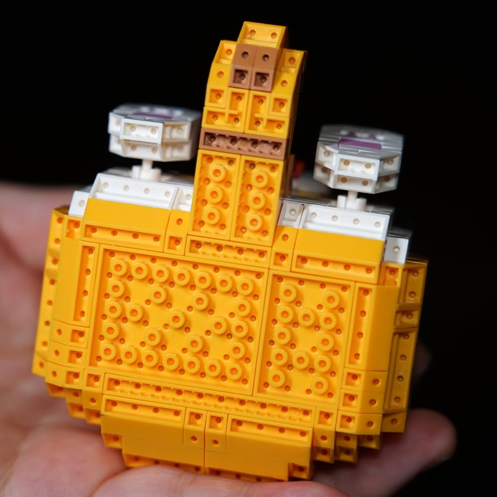 Myweyde Orange Cat Building Blocks – 834 Pieces Micro Building Set for Adults & Kids