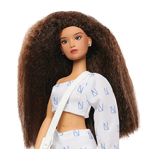 Naturalistas Kelsey 11.5-Inch Fashion Doll with 4B Textured Hair, Light Brown Skin, and Poseable Body