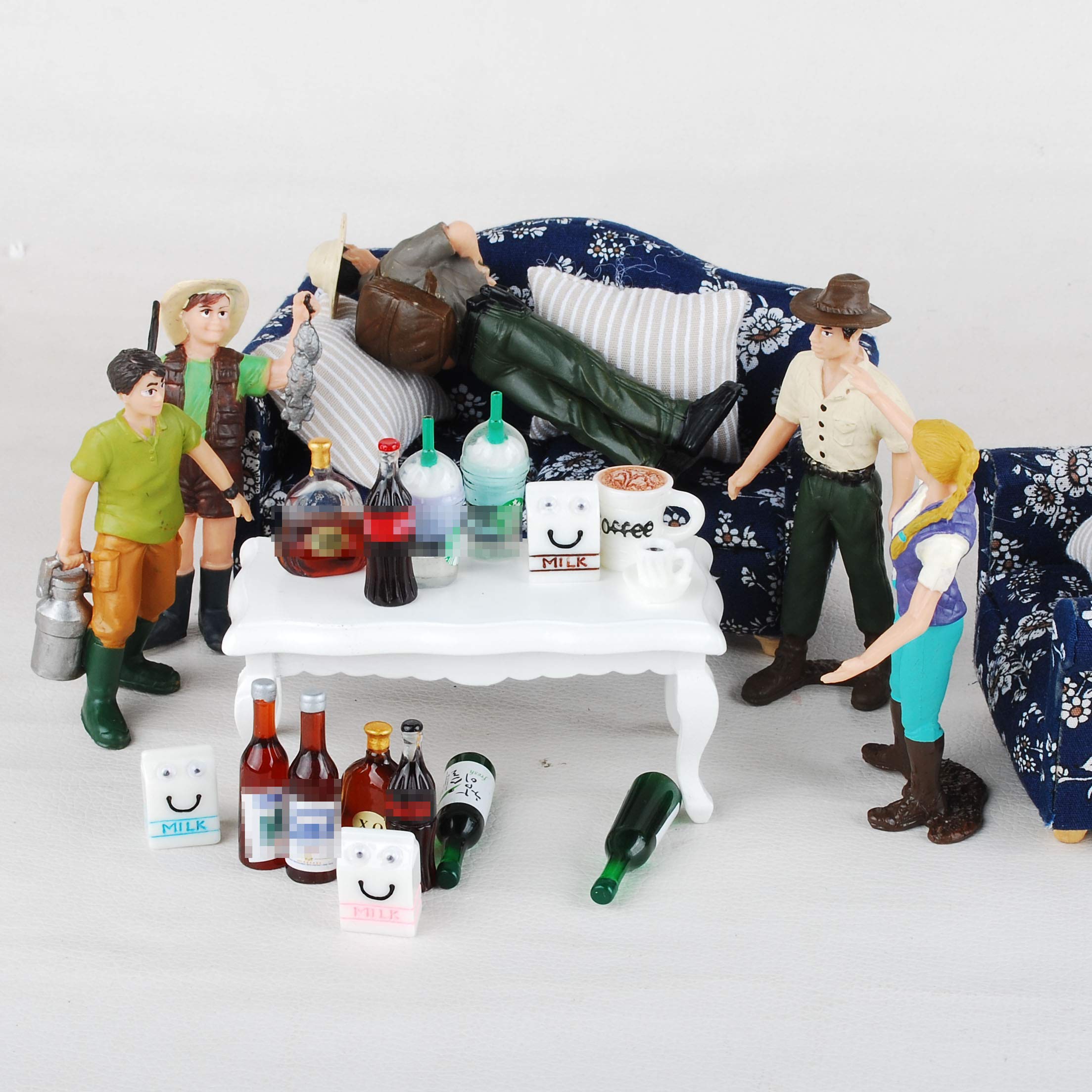 NWFashion 26-Piece Miniature Food & Drink Set – Hand-Painted Resin Dollhouse Decor