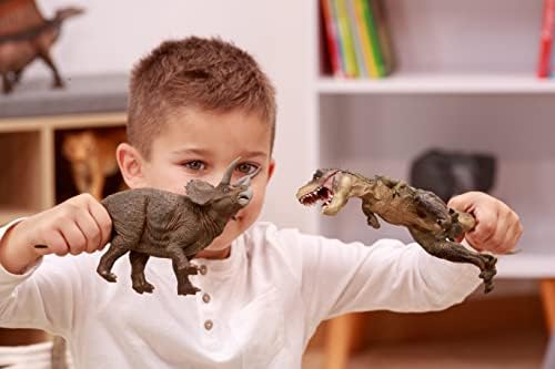 Papo Baby Triceratops Figure – Hand-Painted Plastic Dinosaur Toy