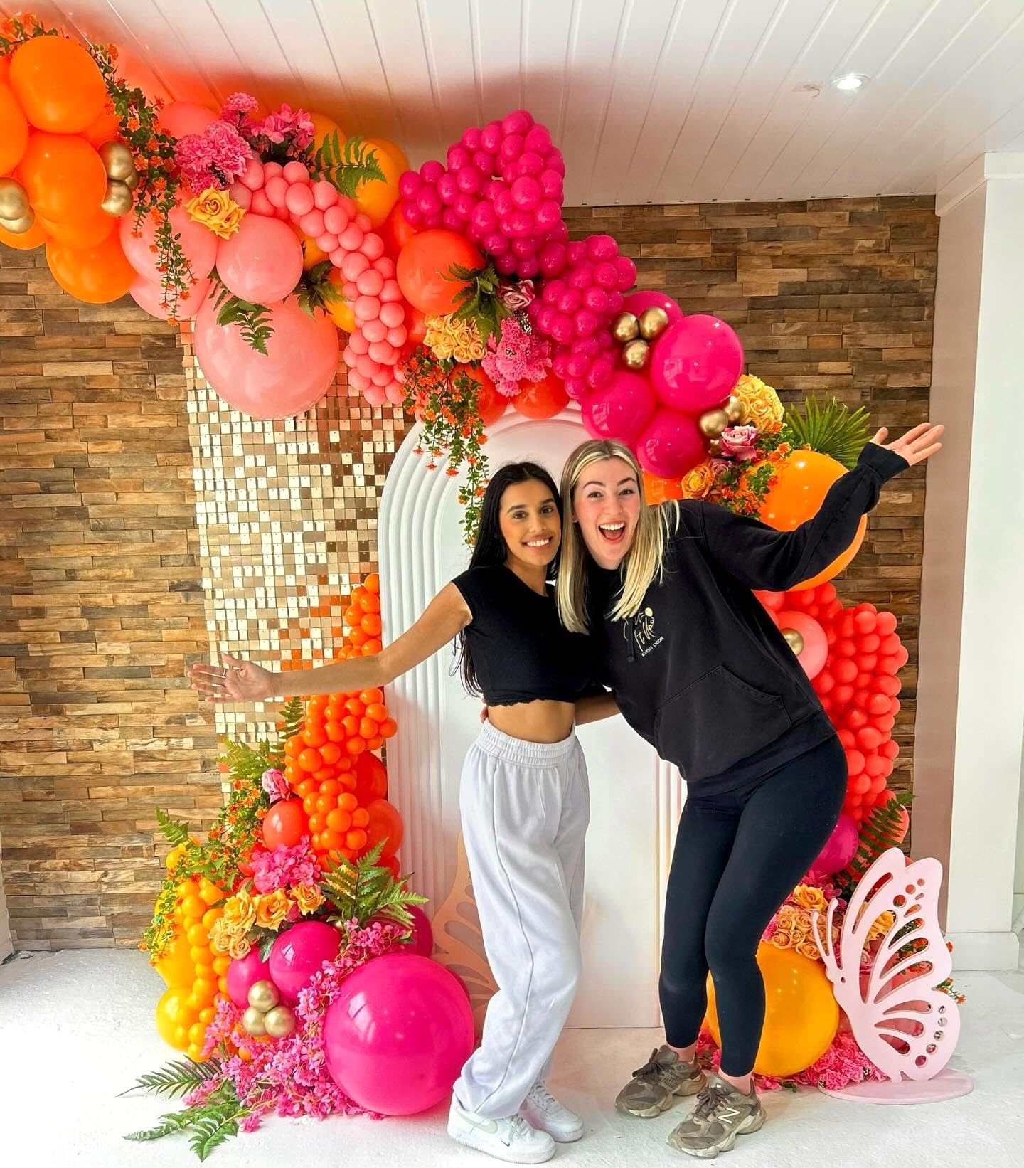 Pink and Orange Balloon Arch Kit – 122 Pcs with Gold, Glue Dots & String for Summer Tropical Party