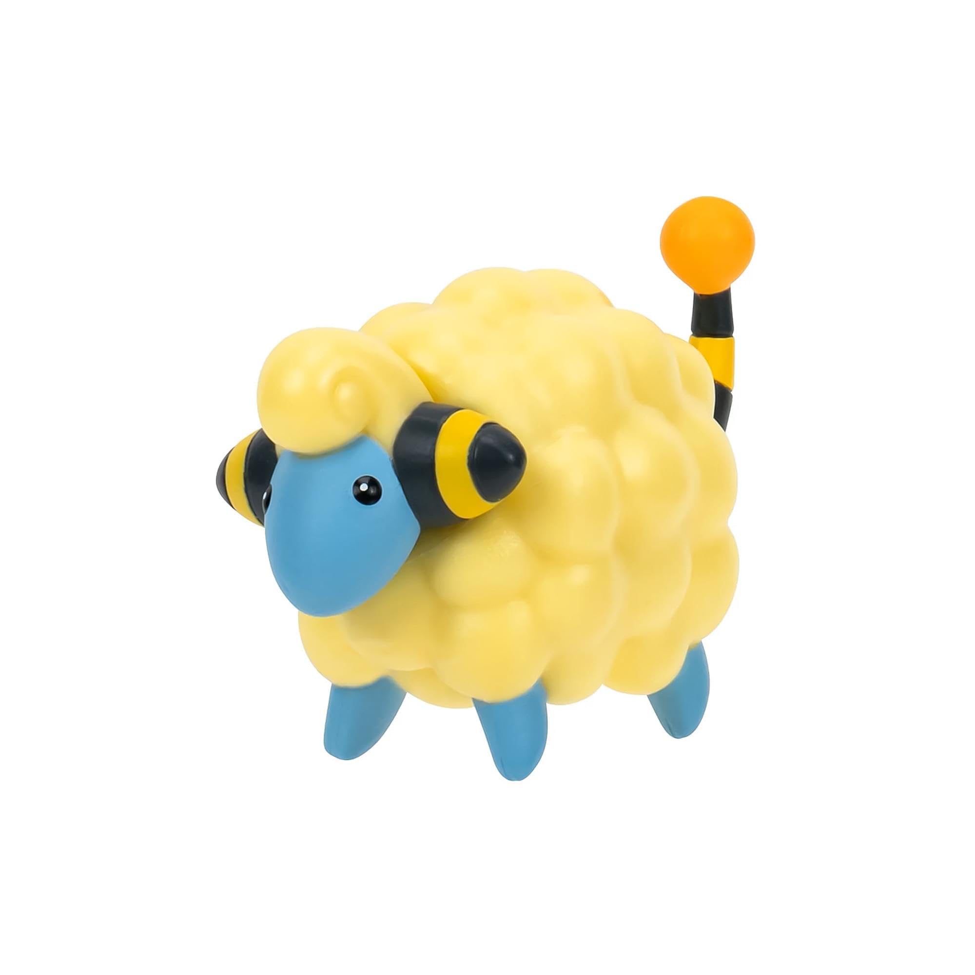 PKW3137 Clip 'n' Go Poké Balls: Voltilamm & Level Ball Set with 5 cm Figure