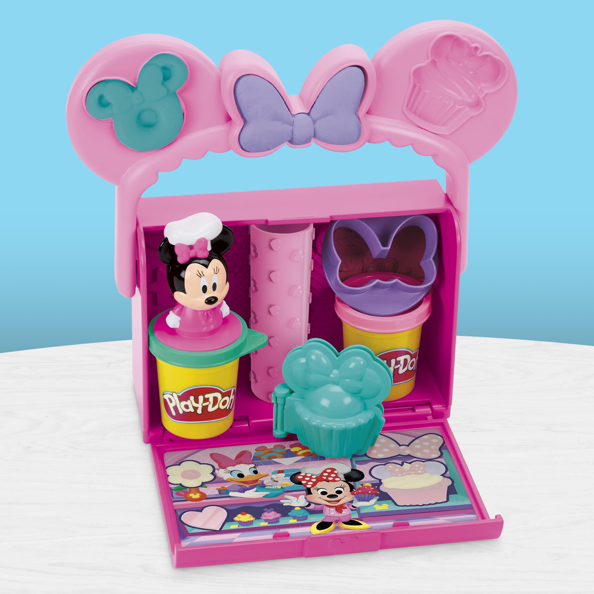 Play-Doh Disney Minnie Mouse On-the-Go Bakery Playset with Stamper Figure & 3 Cans, Toddler Arts & Crafts Toy for Ages 2+