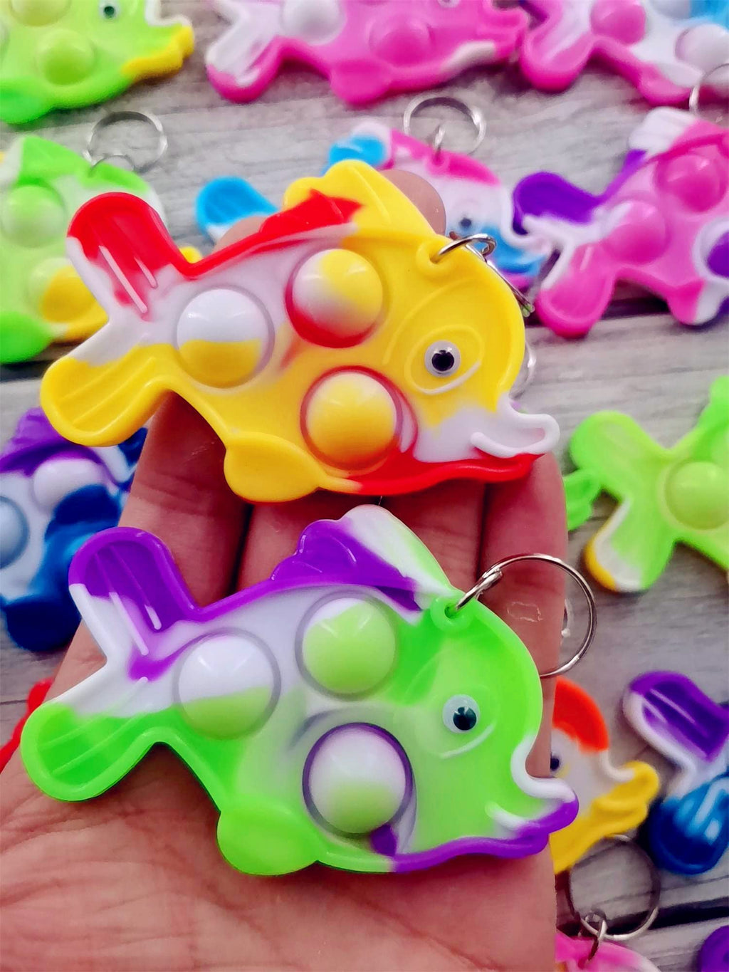 PSDFH 30-Pack Mini Fish Bubble Fidget Toys – Silicone Stress Relief Favors for Kids Classroom Prizes and Summer Party Goodie Bags
