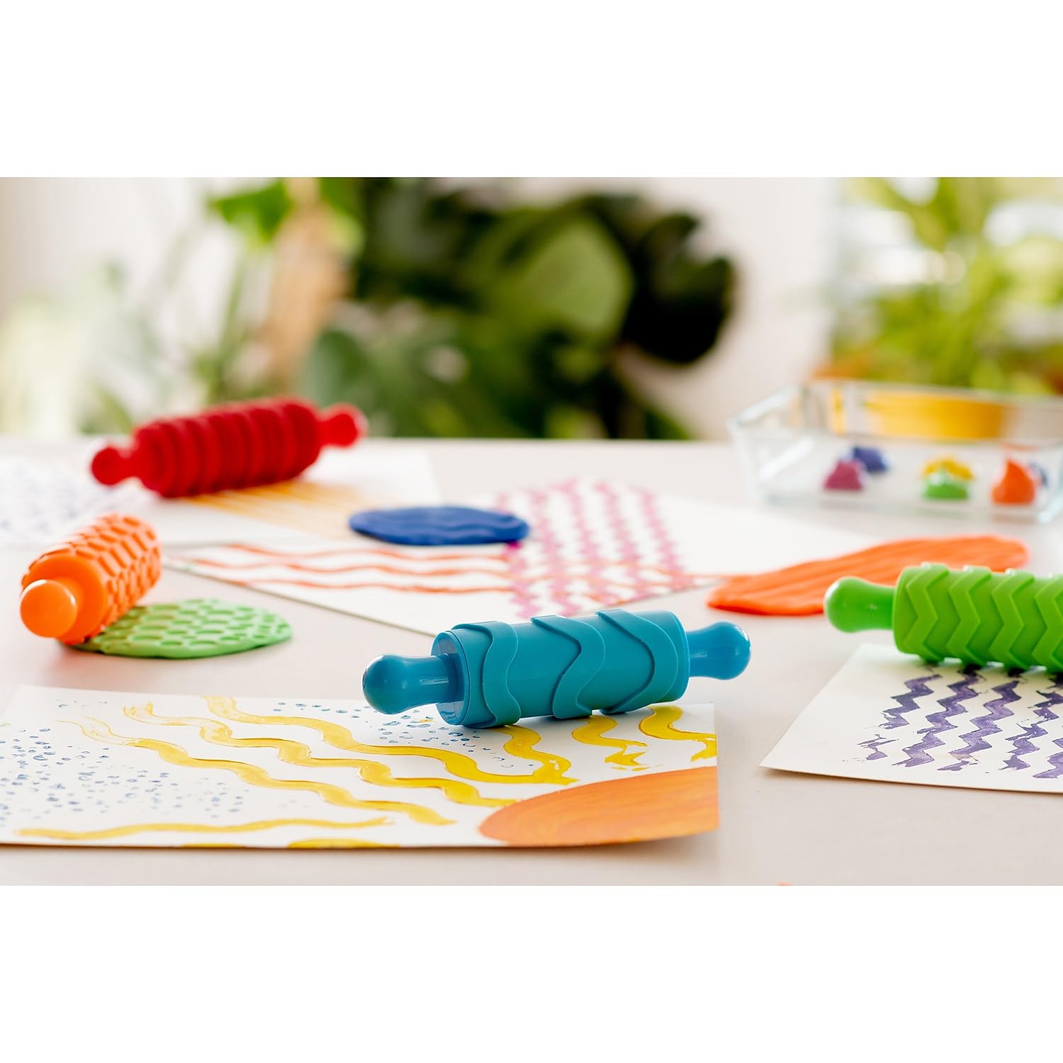 READY 2 LEARN Texture Rollers Set of 4 – Patterned Rolling Pins for Paint, Clay & Dough, Kids Art Tools