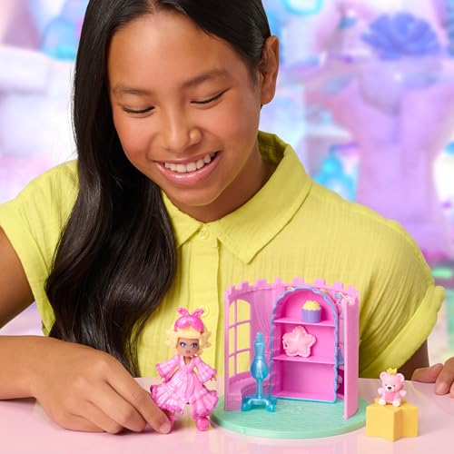 Royale High Dorm Room Playset – 3-Inch Doll with Transforming Furniture and Virtual Code for Snuggly Bunny