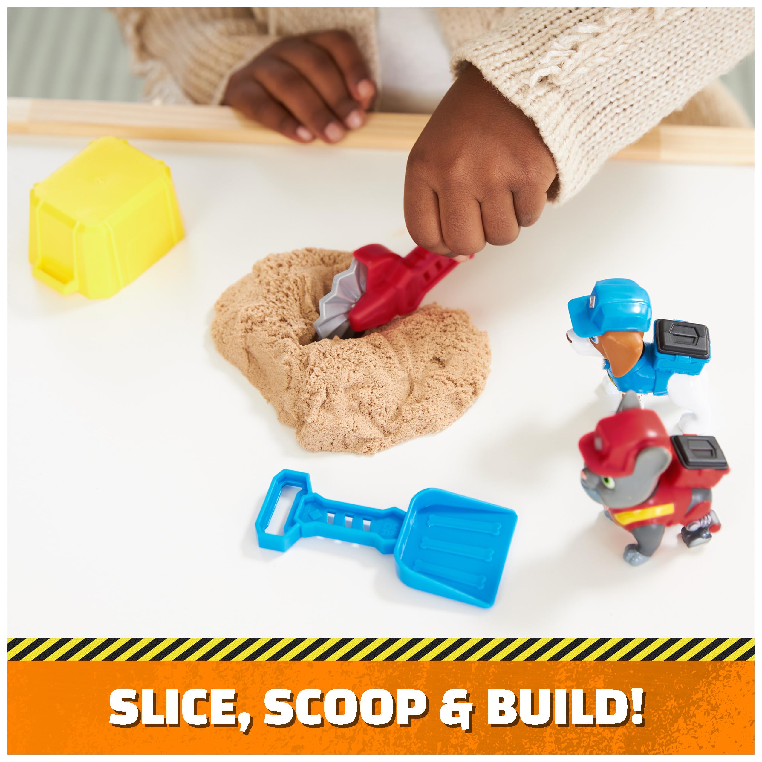 Rubble & Crew Charger & Wheeler Action Figures with Kinetic Build-It Sand and Tools