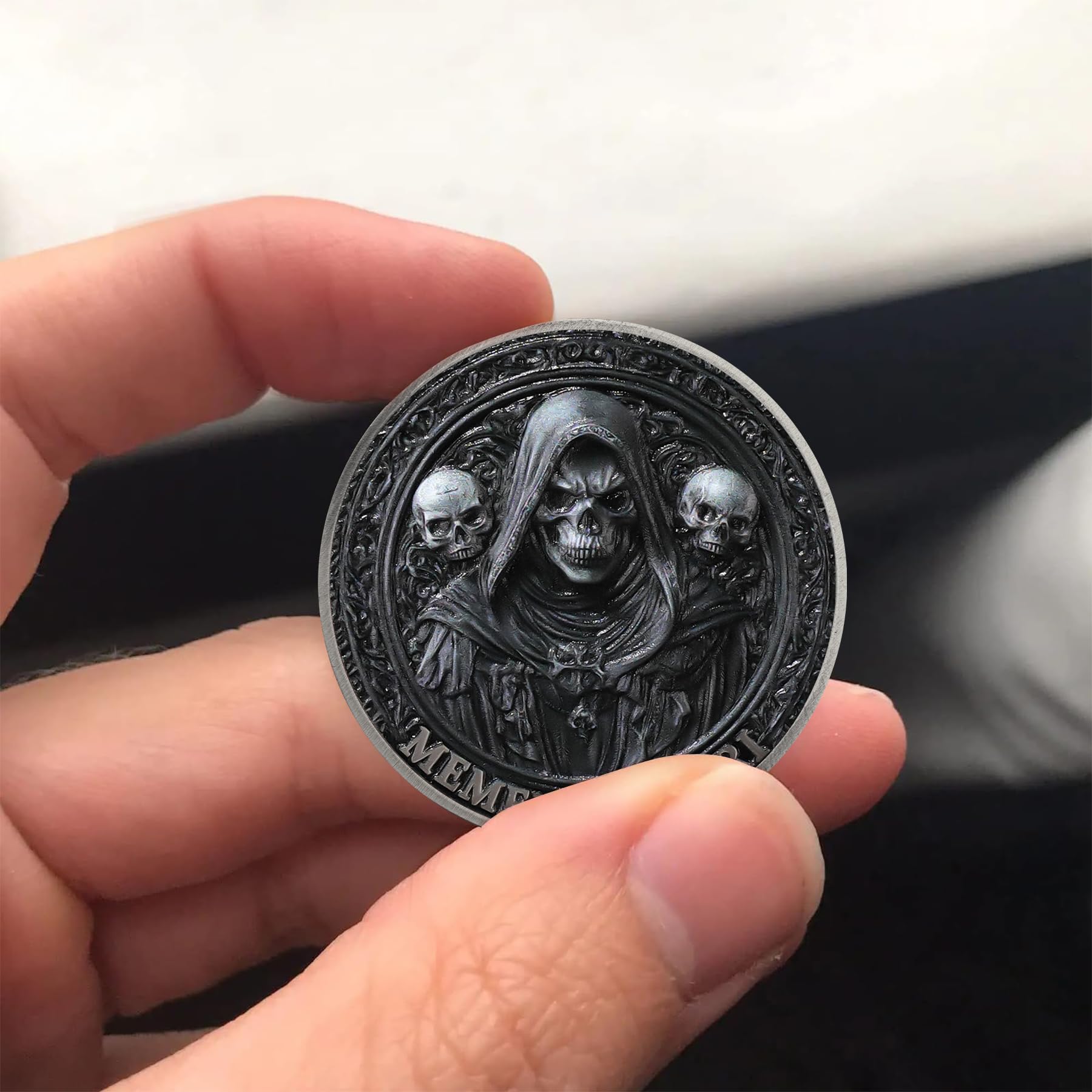 RYUKENLM Memento Mori Challenge Coin – Carpe Diem Stoic Reminder – Antique Silver Zinc Alloy
