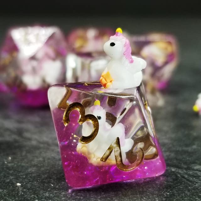 Sage's Portal Unicorn Familiar Resin Dice Set – 7-Piece Polyhedral DND Dice with Baby Unicorn Inclusion and Gold Ink