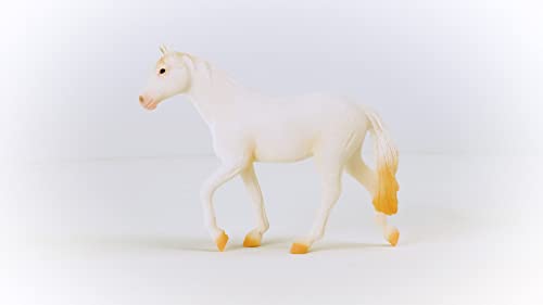 Schleich Farm World Camarillo Mare Horse Figurine - Realistic Farm Animal Toy for Imaginative Play, Ages 3+