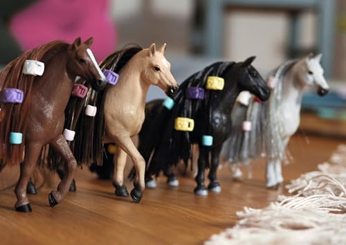 Schleich Horse Club Sofia's Beauties Criollo Definitivo Mare 14-Piece Playset with Brushable Hair and Grooming Accessories