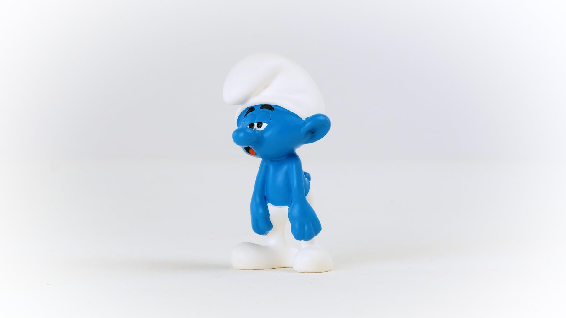 Schleich Smurfs Dimwitty Smurf Figure - Retro Collectible Toy Figurine