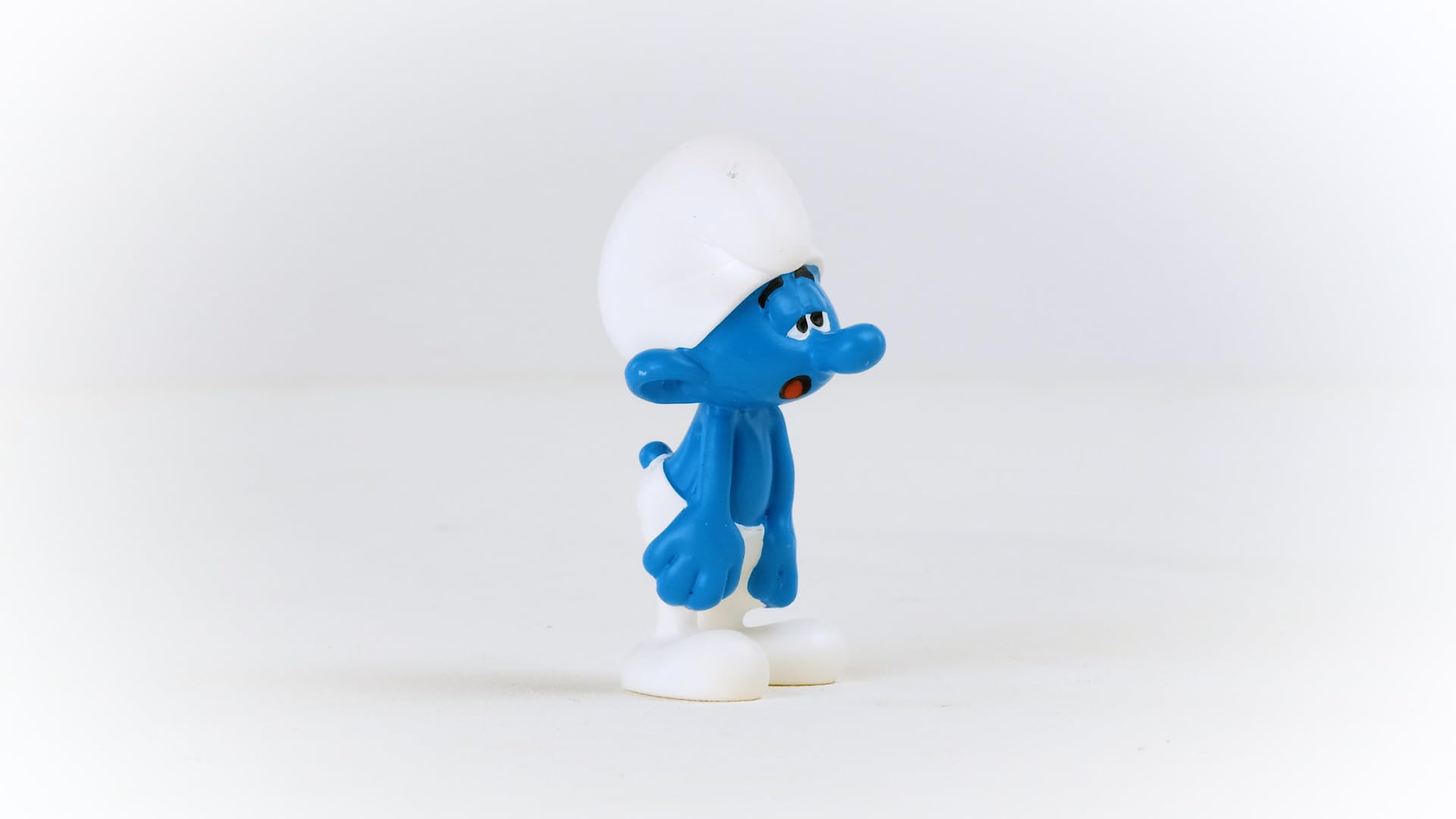Schleich Smurfs Dimwitty Smurf Figure - Retro Collectible Toy Figurine