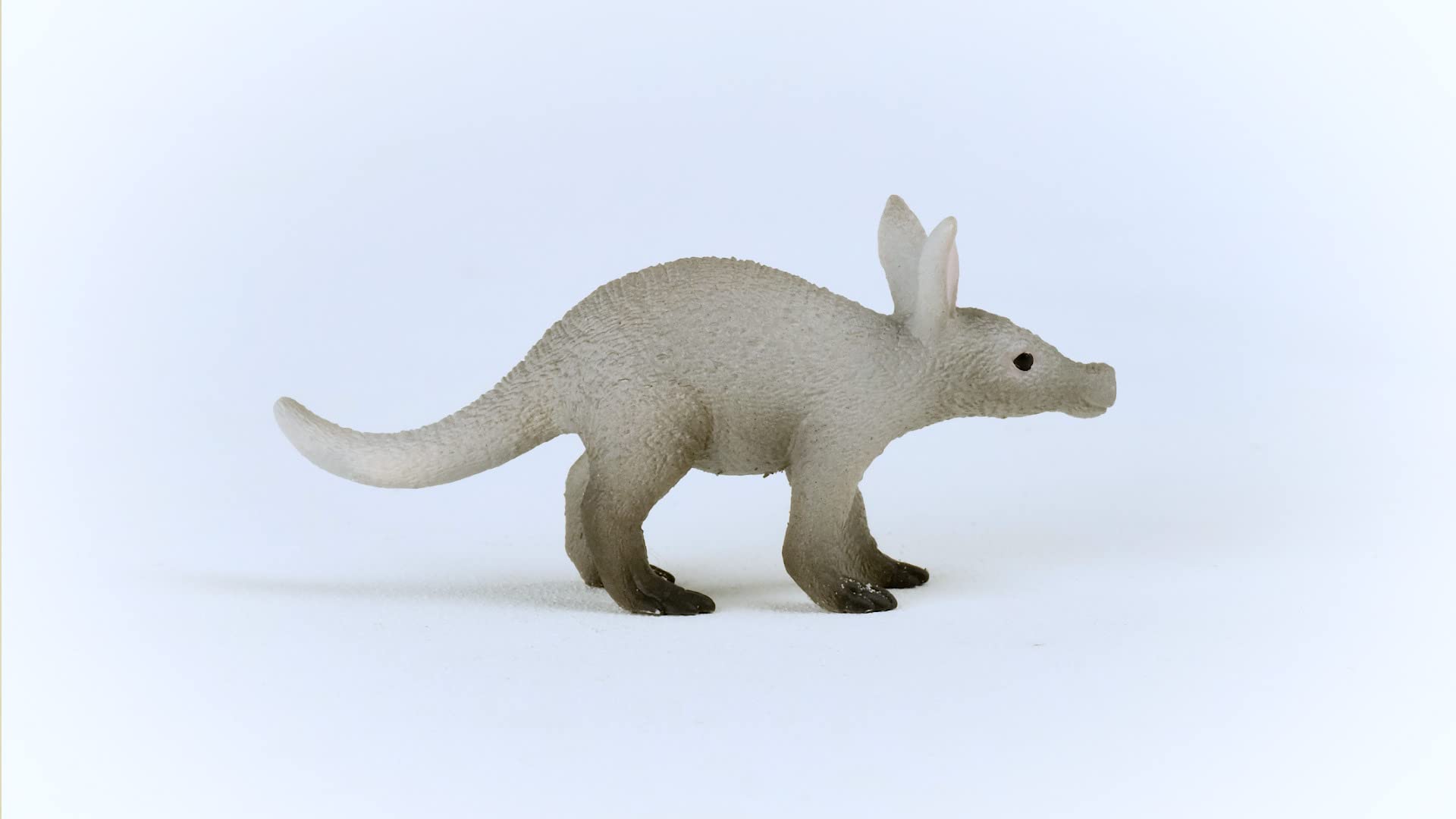 Schleich Wild Life Aardvark Figurine - Realistic Safari Toy for Kids Ages 3+