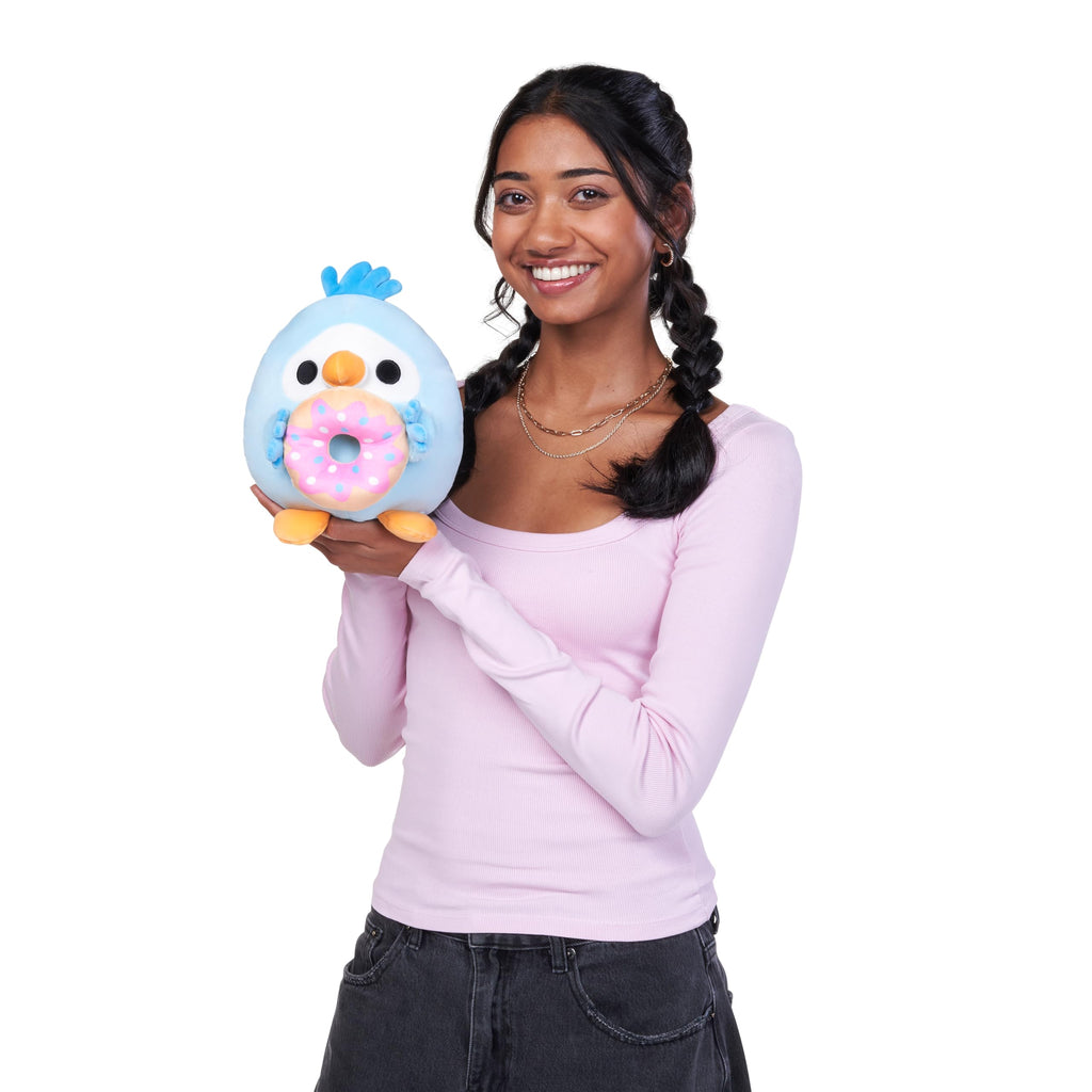 Snackles Daniel Plush (8-inch) – Series 1 Collectible by ZURU with Snack Treasure