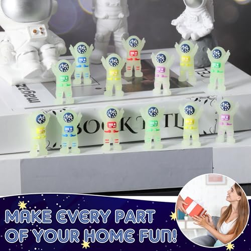 Sonwyoung 25-Pack Mini Glow-in-the-Dark Astronaut Figurines - 5 Colors, Tiny Spaceman Toys for Parties, Prizes, and Easter Egg Stuffers