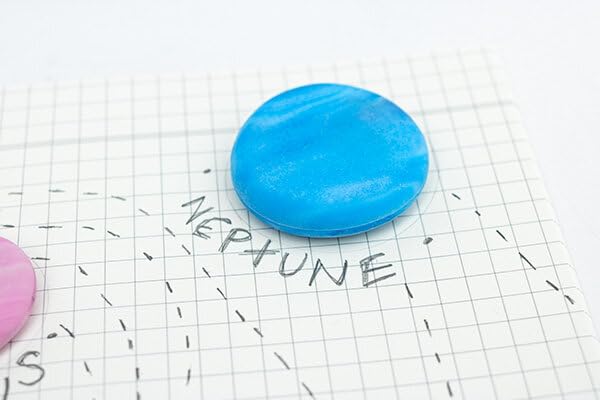 Suck UK Solar System Erasers – Set of 8 Mini Planet Erasers for Space Fans