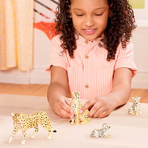 Terra by Battat Cheetah Family – 4 Realistic Plastic Figurines – Educational Safari Toy for Kids 3+