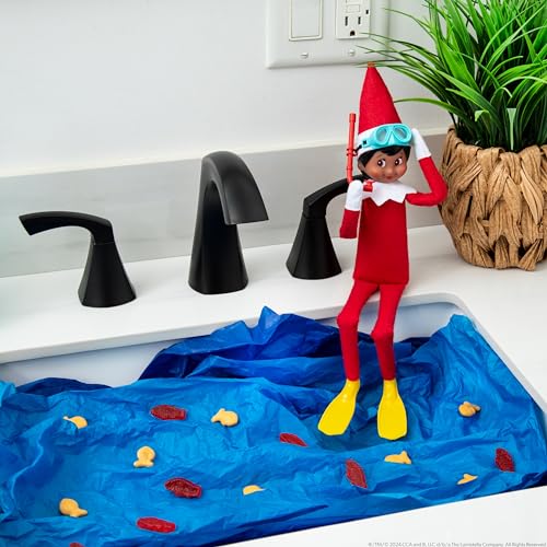 The Elf on the Shelf Beach Vacation Set – 8-Piece Beach Accessories for Scout Elf (Ages 3+)