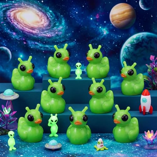 Thyle 50-Pack Mini Resin Alien Ducks – Green UFO Collectible Figures for Parties, Fairy Gardens, and Desk Decor