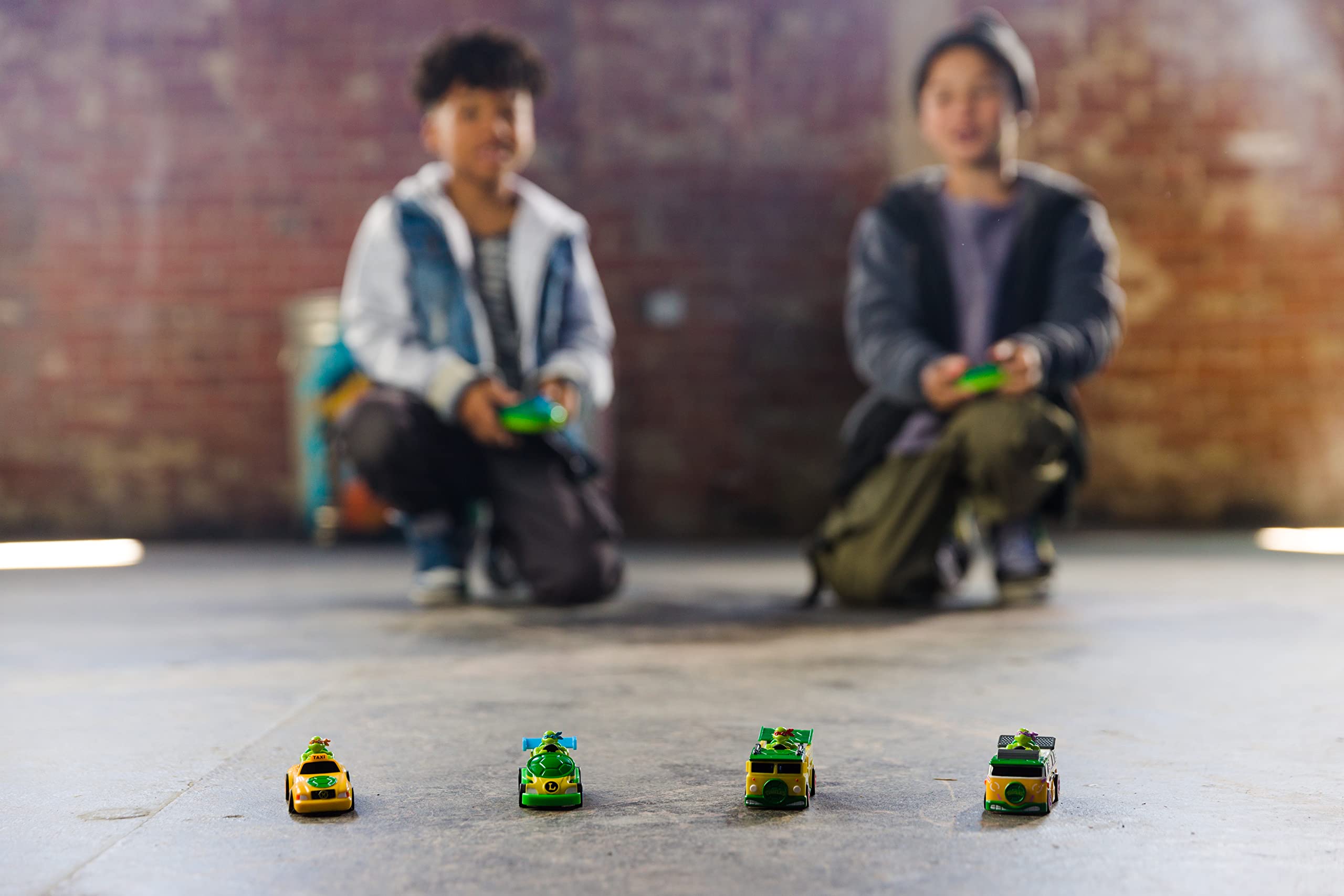 TMNT Michelangelo Micro Shell Racer RC Vehicle – 2.4 GHz Remote Control Taxi Cab for Kids Ages 5+