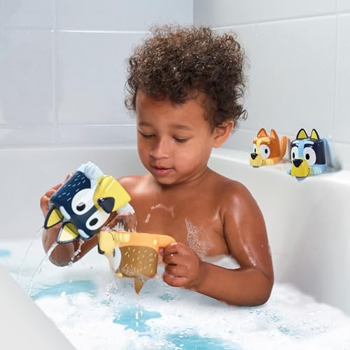 TOMY Toomies Bluey's Family Pourers - 4 Bath Cups with Bluey, Bingo, Chilli, Bandit - Stacking and Pouring Toys for Toddlers 18 Months+