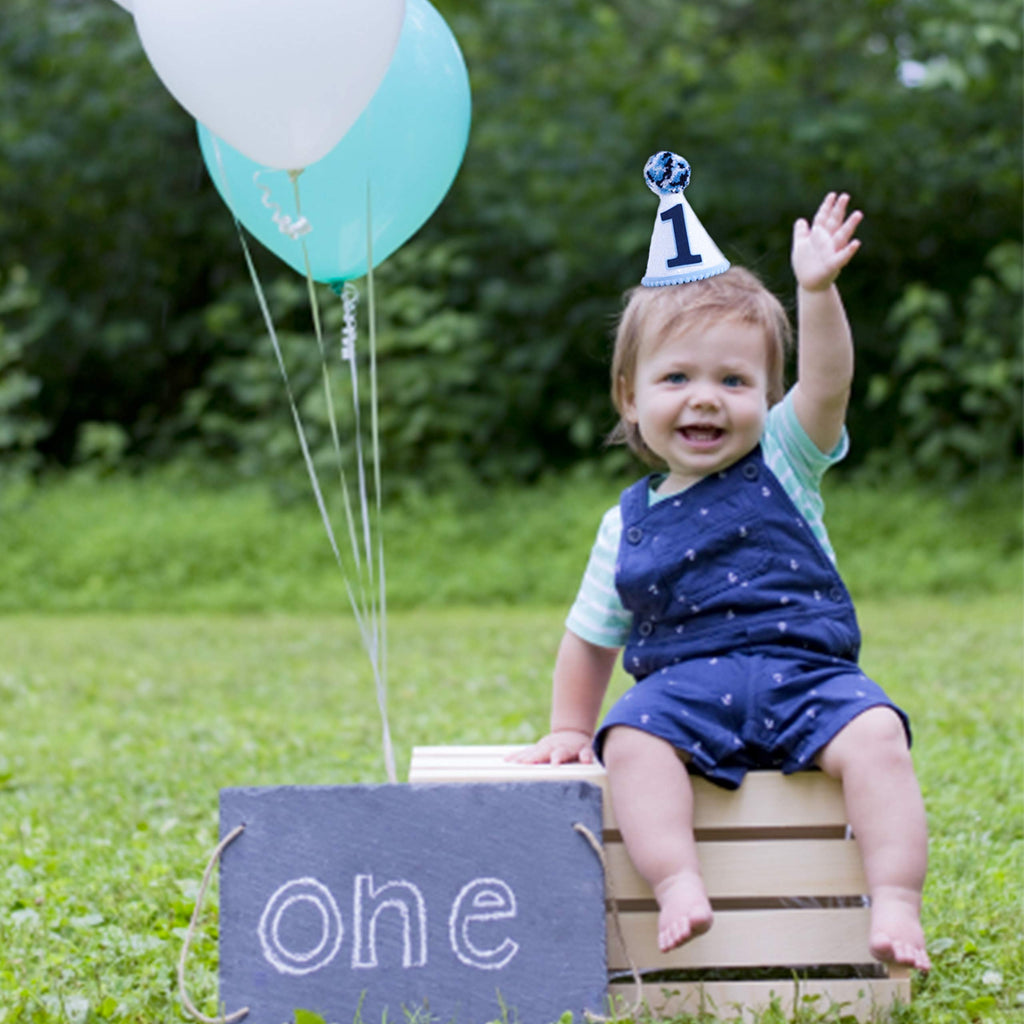 WAOUH Navy Blue Felt Cone Hat for Boy's 1st Birthday – Mini Crown Photo Prop with Elastic Band