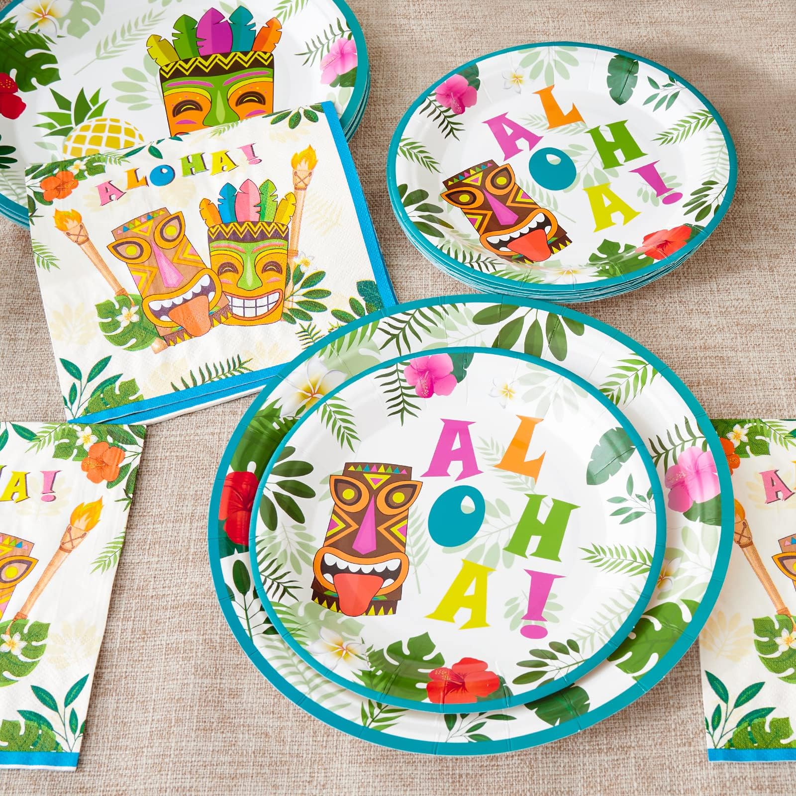 WERNNSAI 48-Piece Hawaiian Luau Party Supplies Set - Plates and Napkins for 16 Guests